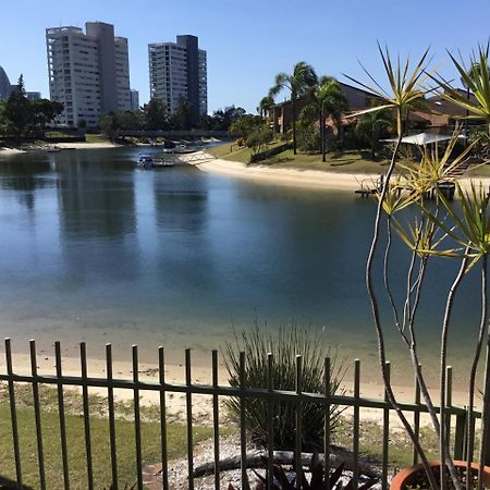 Plumosa On The Water Hotel Gold Coast Exterior foto